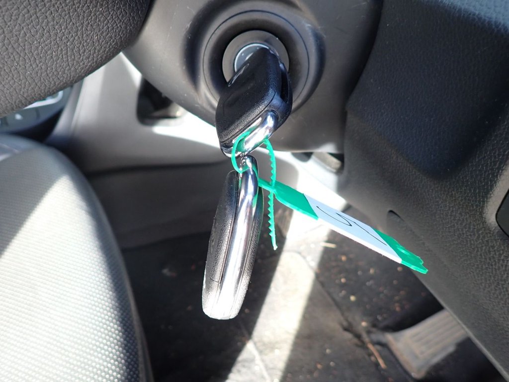 Used Hyundai Santa Fe 2016 for sale - 76582476: Photo 5