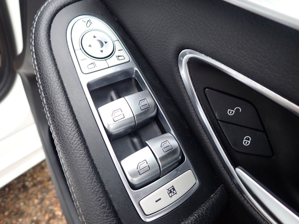 Used Mercedes-Benz C Class 2015 for sale - 77437023: Photo 14