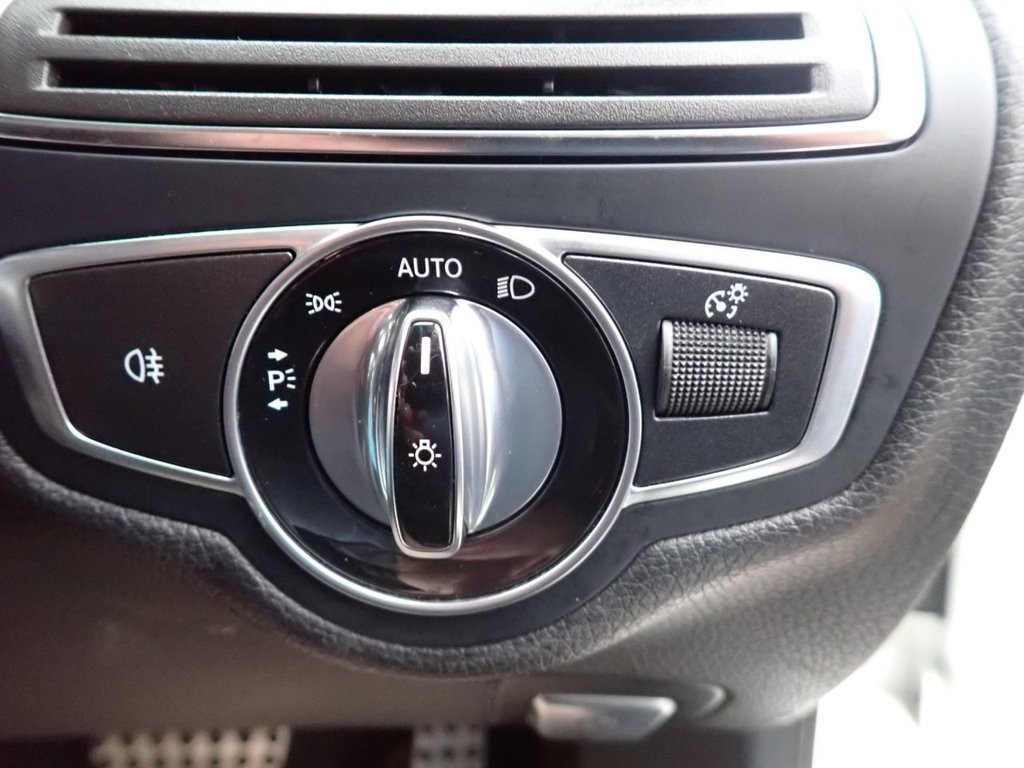 Used Mercedes-Benz C Class 2015 for sale - 77437023: Photo 16