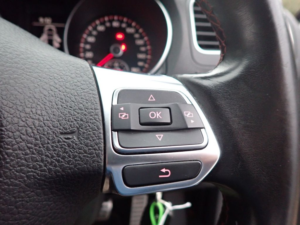 Used Volkswagen Golf 2010 for sale - 77089132: Photo 18