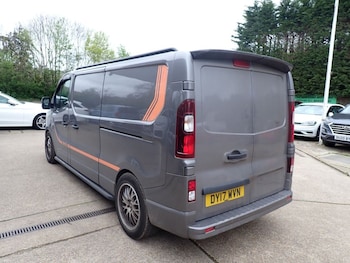 Used Vauxhall Vivaro 2017 for sale - 78288255: Photo