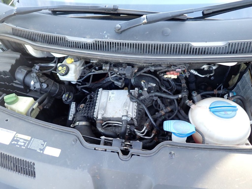 Used Volkswagen Transporter 2018 for sale - 76604632: Photo 21