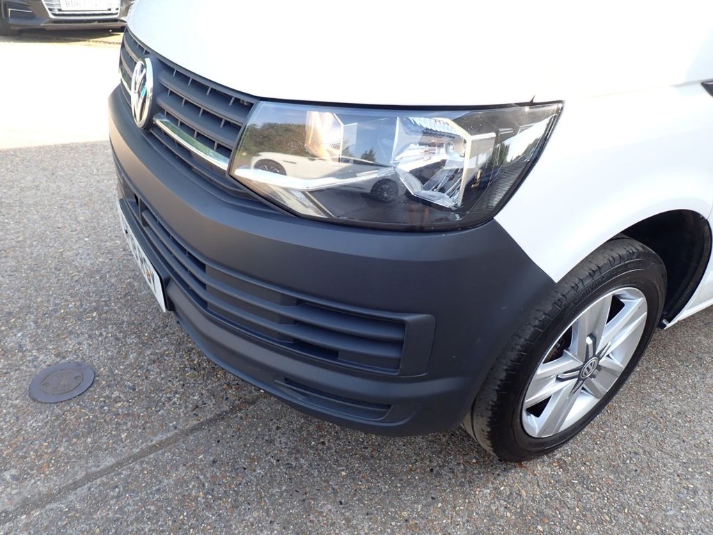Used Volkswagen Transporter 2018 for sale - 76604632: Photo 26