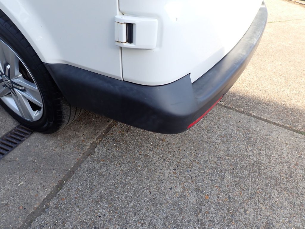 Used Volkswagen Transporter 2018 for sale - 76604632: Photo 28