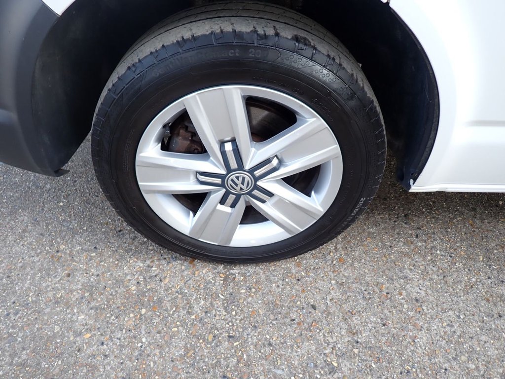 Used Volkswagen Transporter 2018 for sale - 76604632: Photo 34