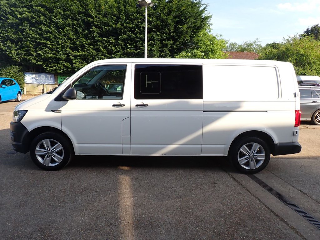 Used Volkswagen Transporter 2018 for sale - 76604632: Photo 6
