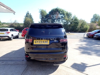 Used Land Rover Discovery 2023 for sale - 79470322: Photo