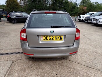 Used Skoda Octavia 2012 for sale - 75502576: Photo