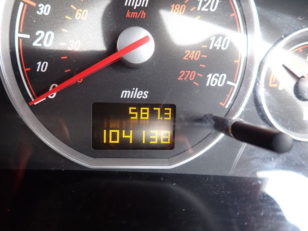 Used Vauxhall Vectra 2008 for sale - 77967655: Photo 17