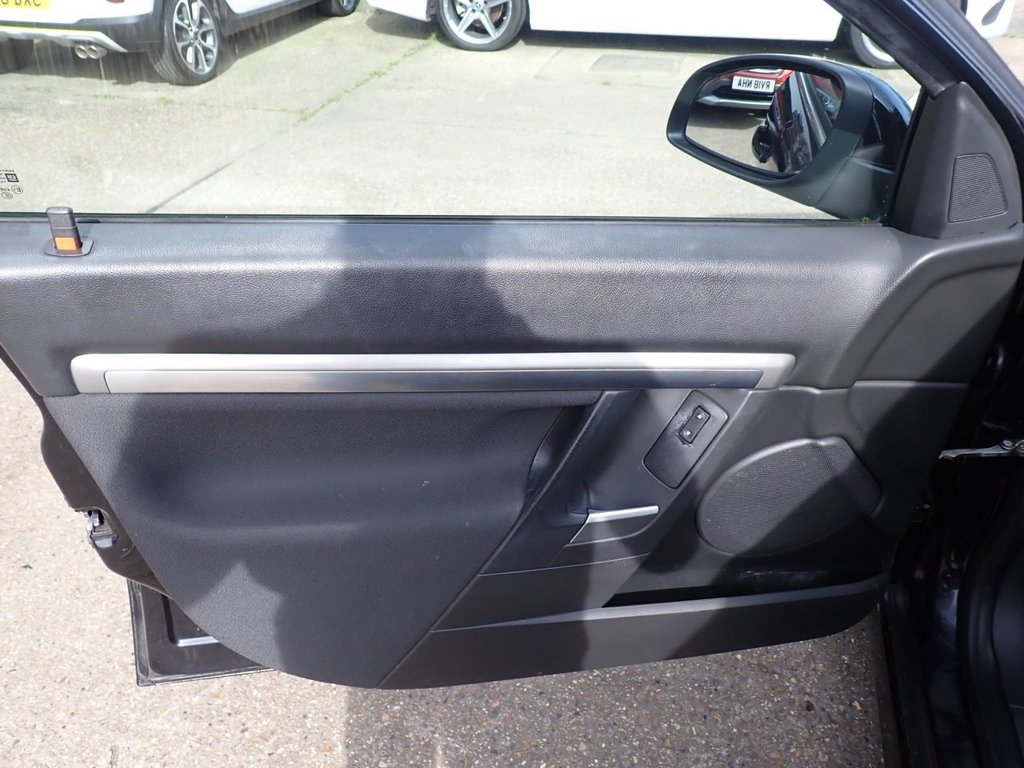 Used Vauxhall Vectra 2008 for sale - 77967655: Photo 33