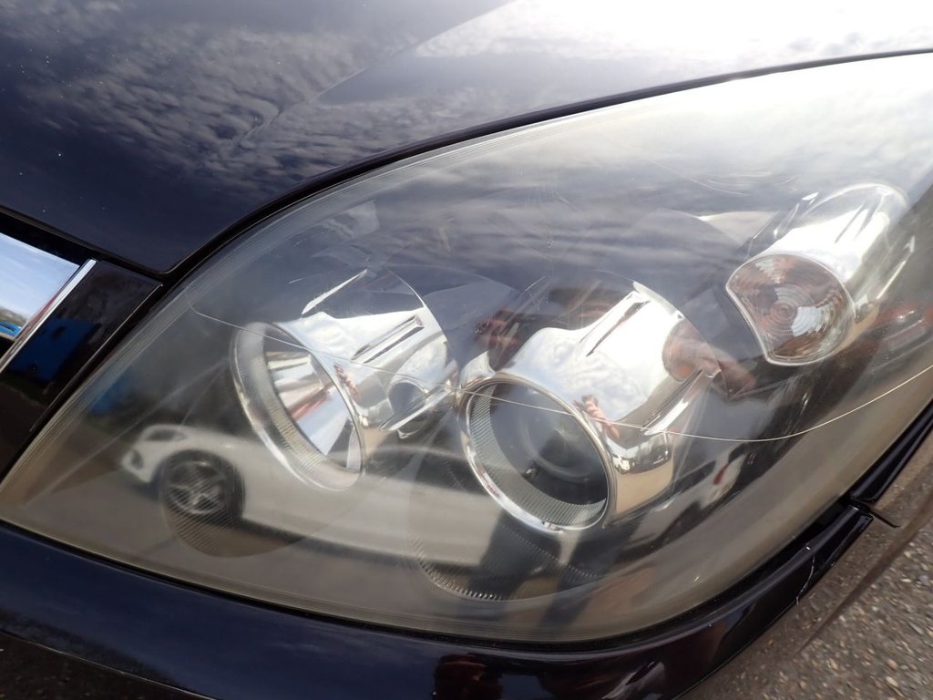 Used Vauxhall Vectra 2008 for sale - 77967655: Photo 36