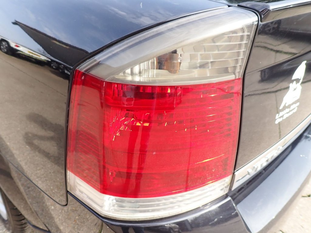 Used Vauxhall Vectra 2008 for sale - 77967655: Photo 38