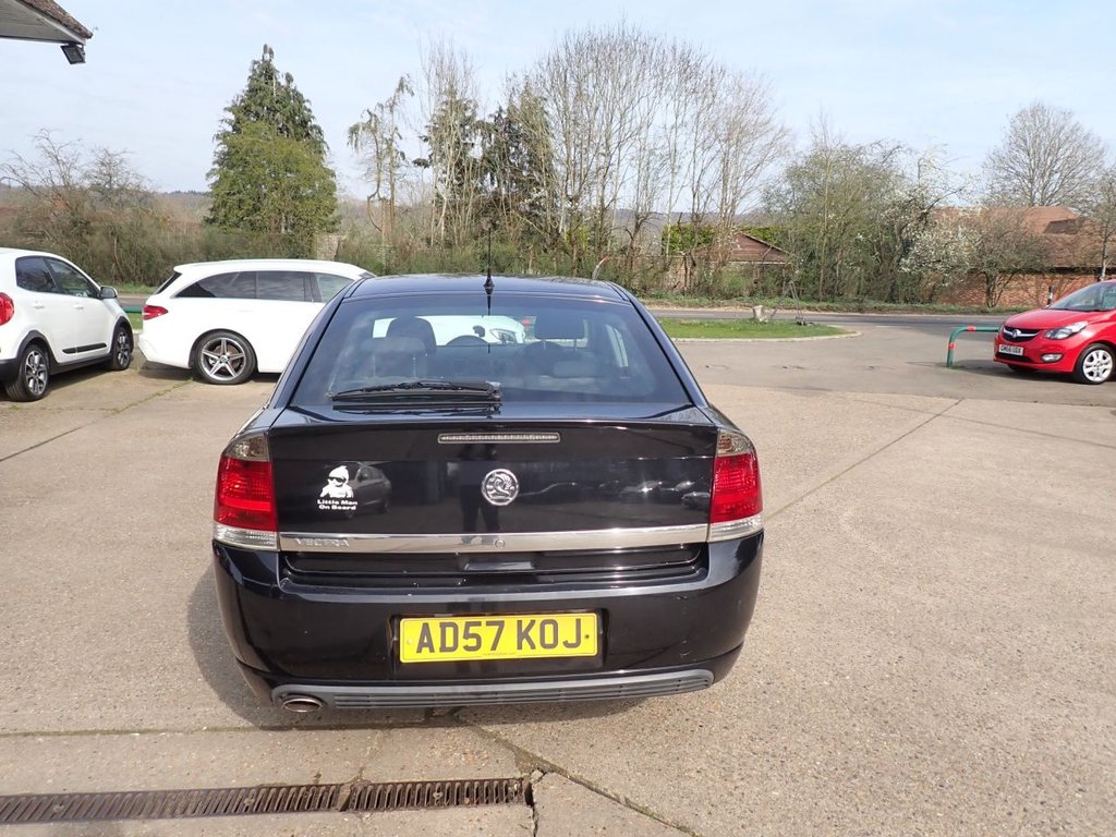 Used Vauxhall Vectra 2008 for sale - 77967655: Photo 4