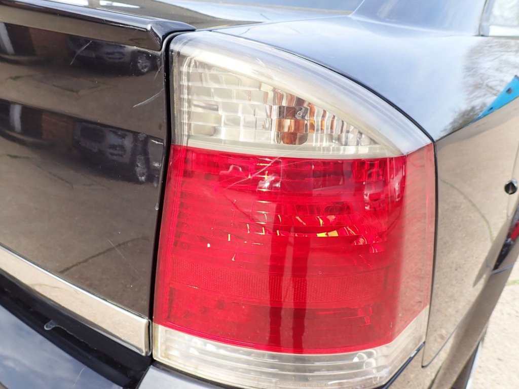 Used Vauxhall Vectra 2008 for sale - 77967655: Photo 40