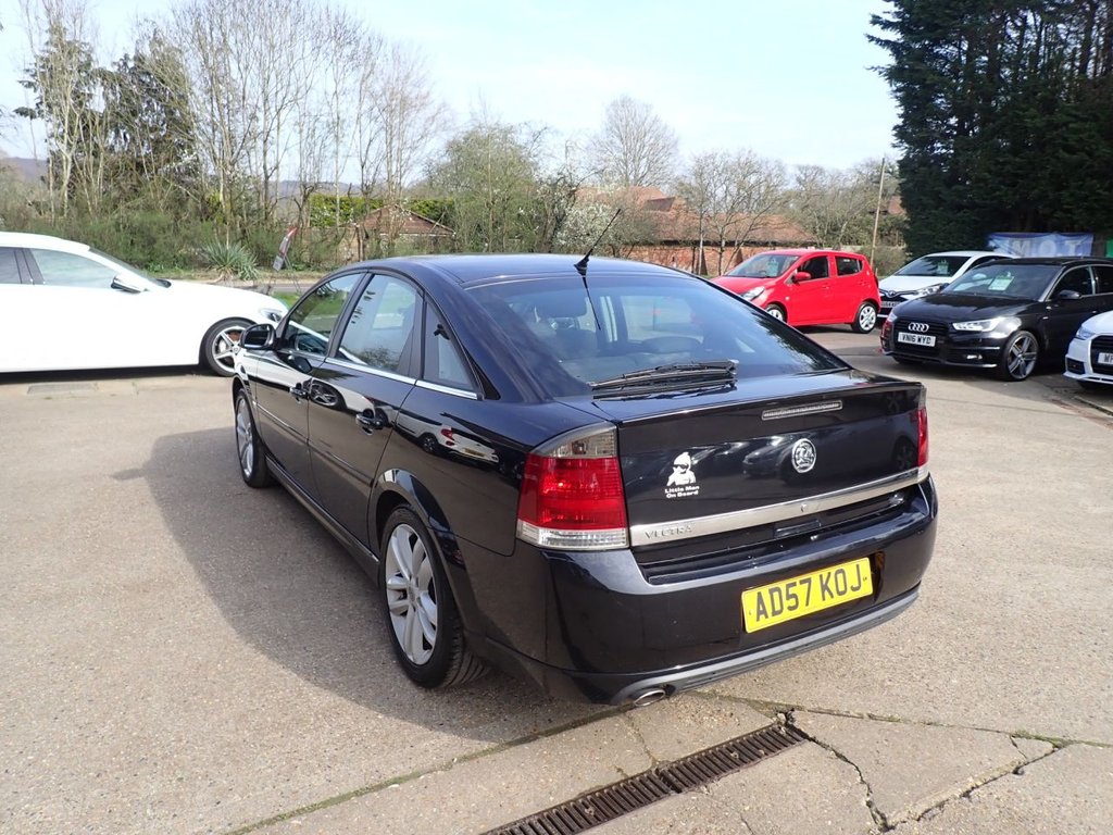 Used Vauxhall Vectra 2008 for sale - 77967655: Photo 5
