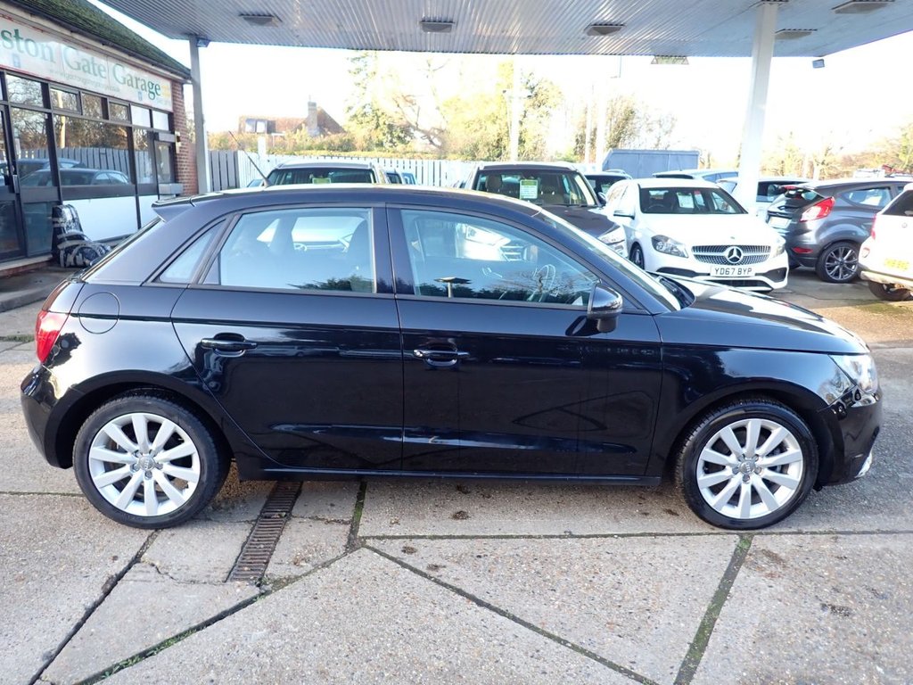 Used Audi A1 2014 for sale - 77007619: Photo 2