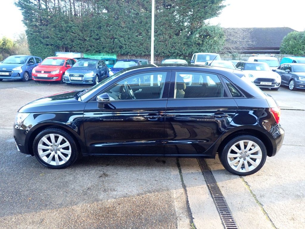 Used Audi A1 2014 for sale - 77007619: Photo 6