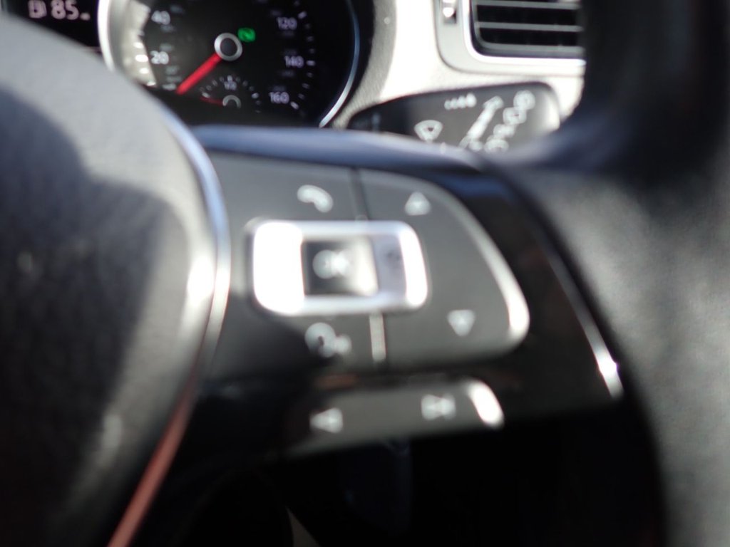 Used Volkswagen Polo 2016 for sale - 76604955: Photo 19