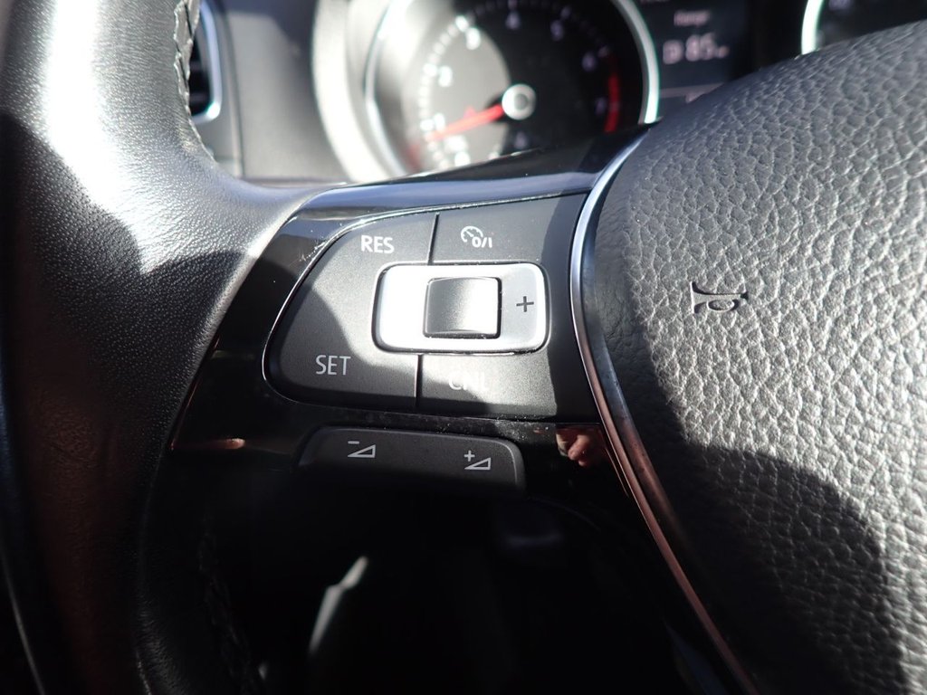 Used Volkswagen Polo 2016 for sale - 76604955: Photo 21