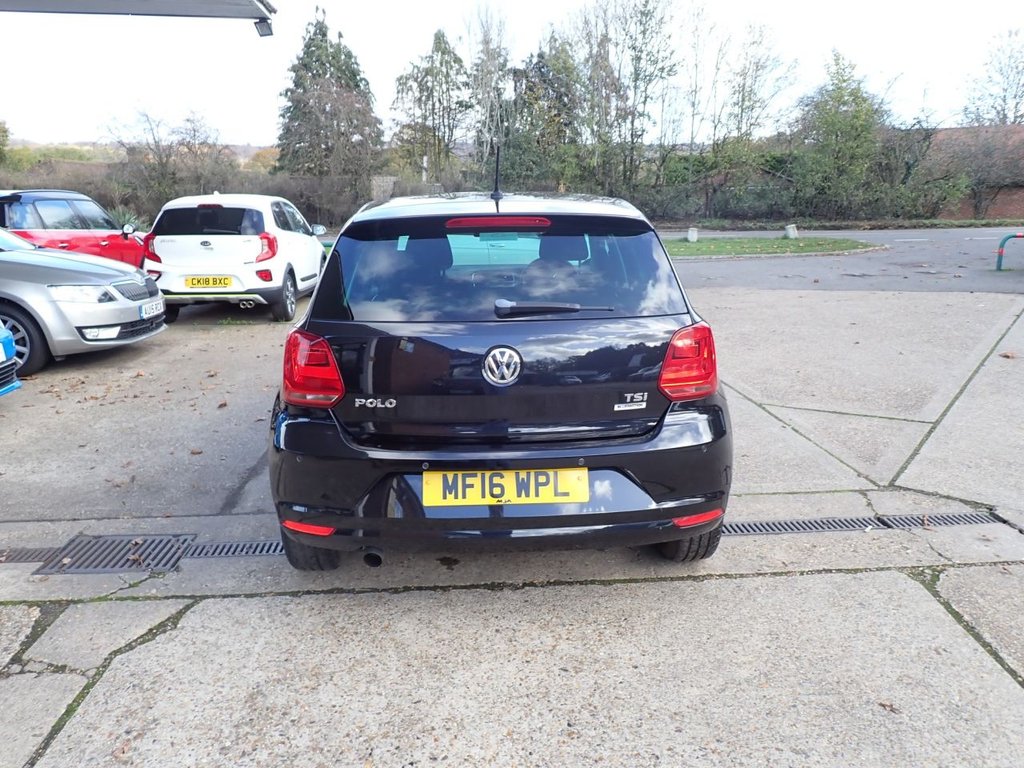 Used Volkswagen Polo 2016 for sale - 76604955: Photo 4