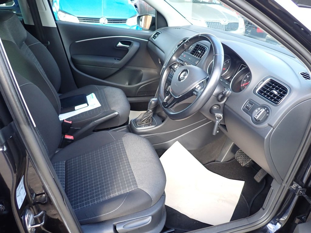 Used Volkswagen Polo 2016 for sale - 76604955: Photo 9