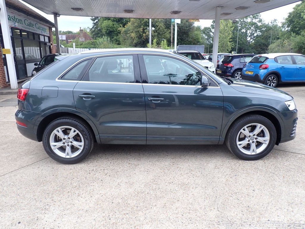 Used Audi Q3 2018 for sale - 76439002: Photo 2