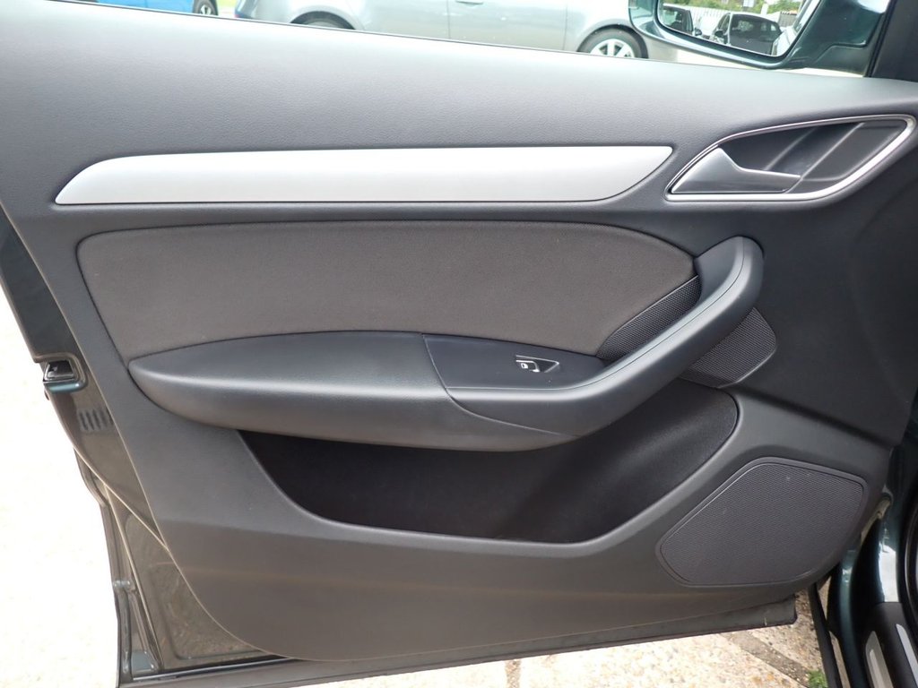 Used Audi Q3 2018 for sale - 76439002: Photo 31