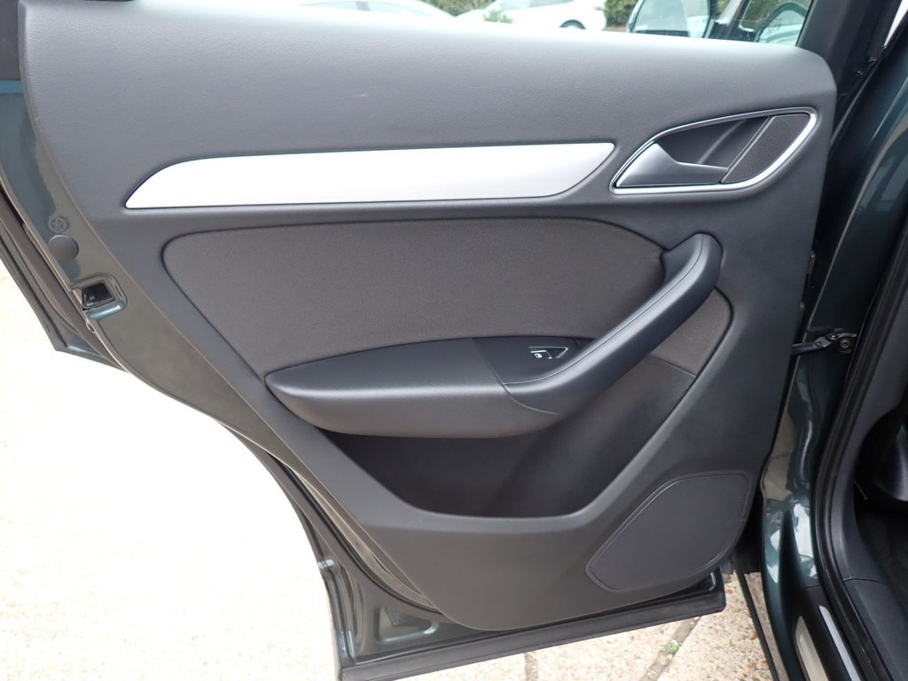 Used Audi Q3 2018 for sale - 76439002: Photo 32