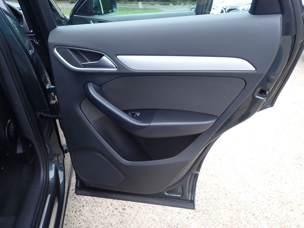 Used Audi Q3 2018 for sale - 76439002: Photo 33