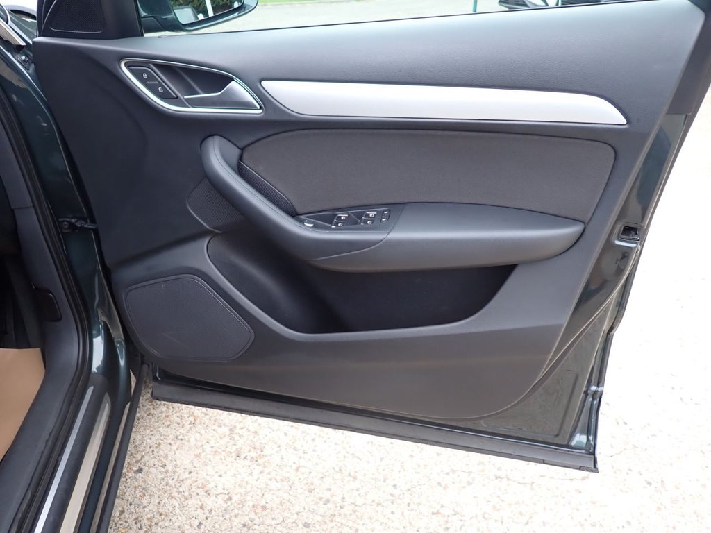 Used Audi Q3 2018 for sale - 76439002: Photo 34