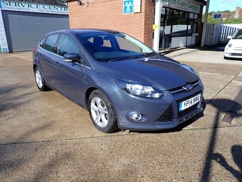 2014 (14) - 1.6 Zetec Hatchback 5dr Petrol Powershift Euro 5 (125 ps)