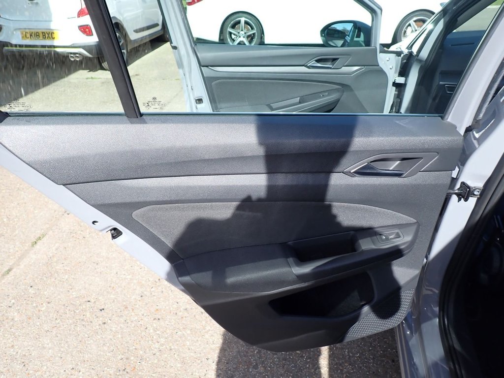 Used Volkswagen Golf 2021 for sale - 78154217: Photo 34