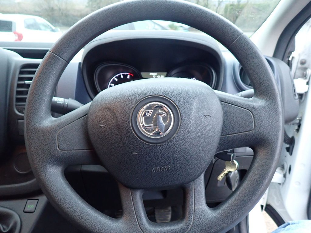 Used Vauxhall Vivaro 2016 for sale - 77200251: Photo 18