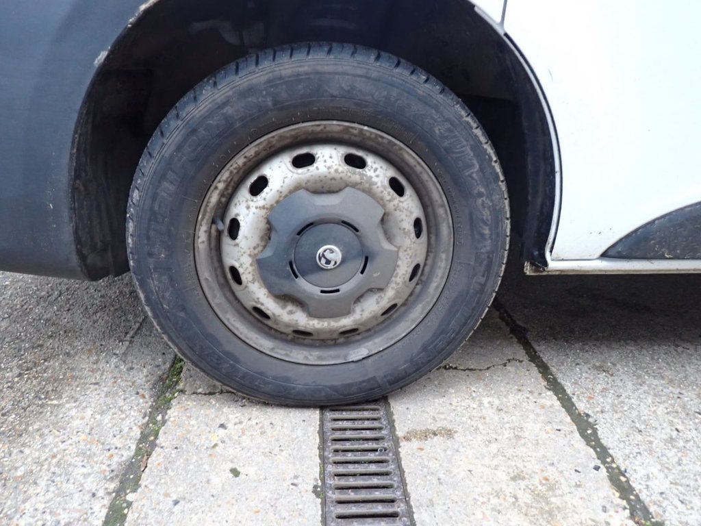 Used Vauxhall Vivaro 2016 for sale - 77200251: Photo 40