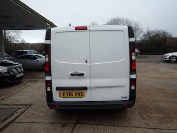 Used Vauxhall Vivaro 2016 for sale - 77200251: Photo