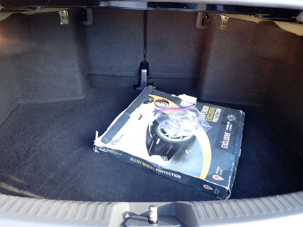 Used Volkswagen Beetle 2015 for sale - 77720265: Photo 14