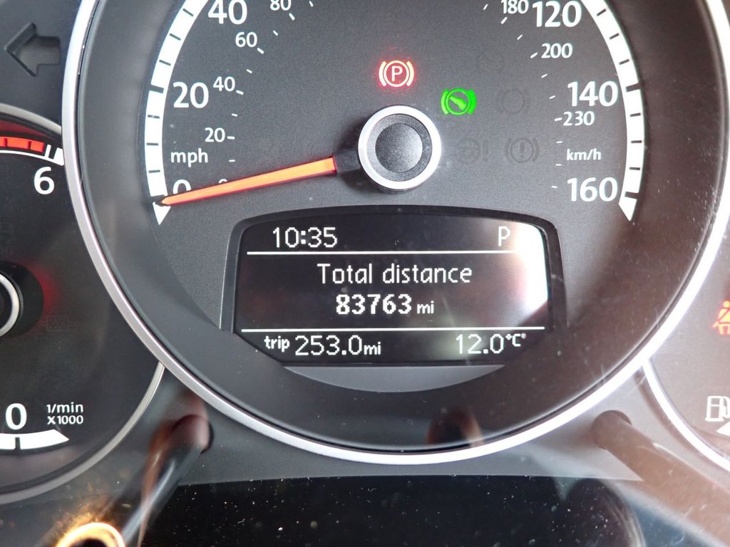 Used Volkswagen Beetle 2015 for sale - 77720265: Photo 19