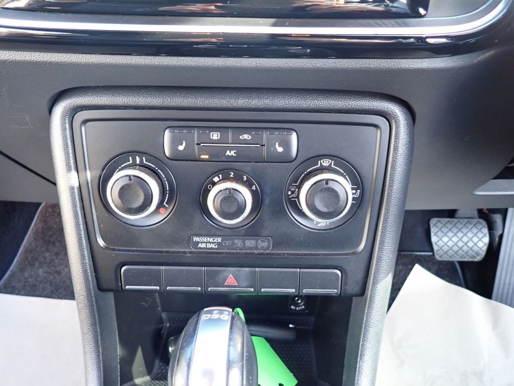 Used Volkswagen Beetle 2015 for sale - 77720265: Photo 25