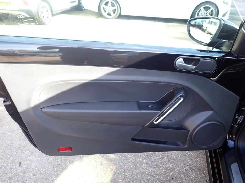 Used Volkswagen Beetle 2015 for sale - 77720265: Photo 39