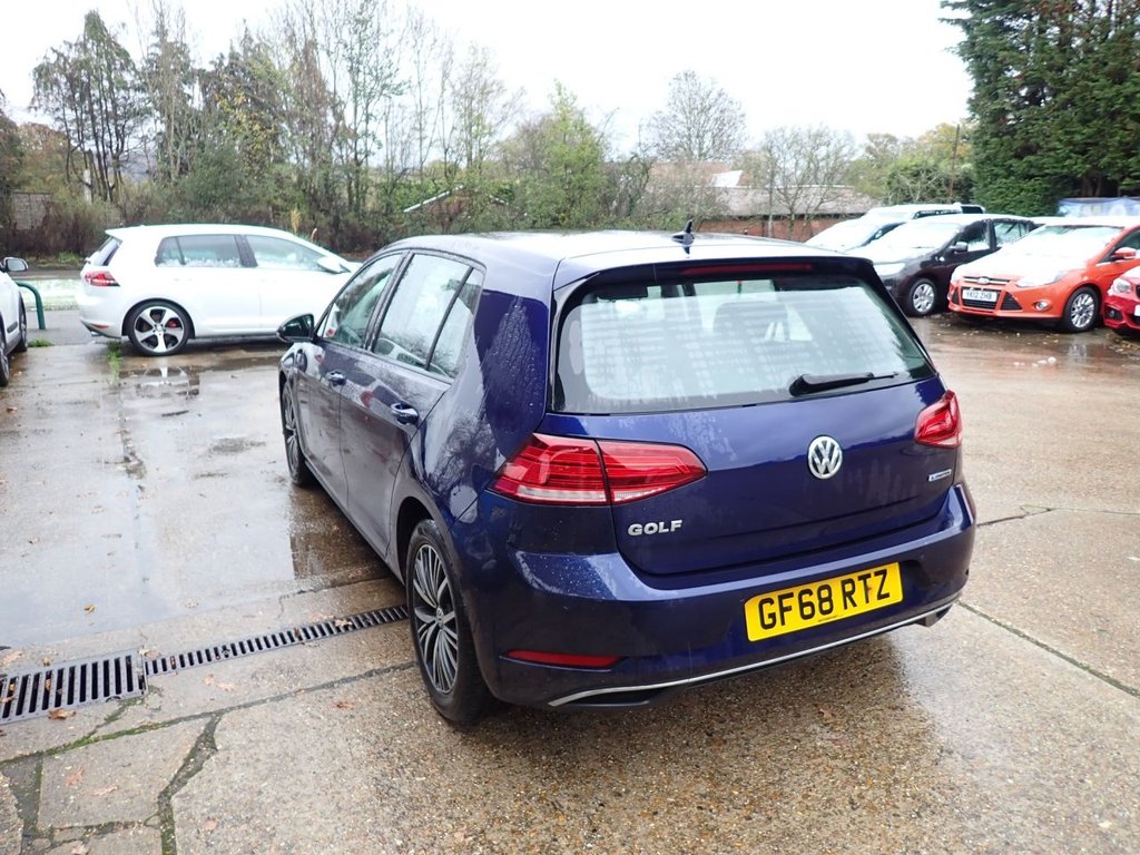 Used Volkswagen Golf 2018 for sale - 76632297: Photo 3