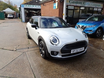 2022 (22) - 1.5 Cooper Exclusive Estate 6dr Petrol Manual Euro 6 (s/s) (136 ps) 5-Door