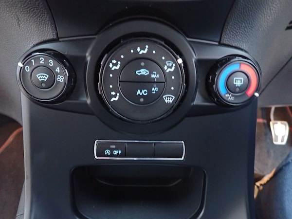 Used Ford Fiesta 2016 for sale - 76291582: Photo 21