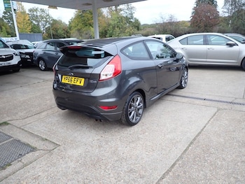 Used Ford Fiesta 2016 for sale - 76291582: Photo 3