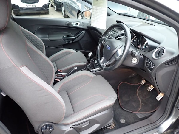 Used Ford Fiesta 2016 for sale - 76291582: Photo 9