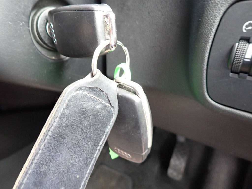 Used Audi A1 2013 for sale - 76570560: Photo 15