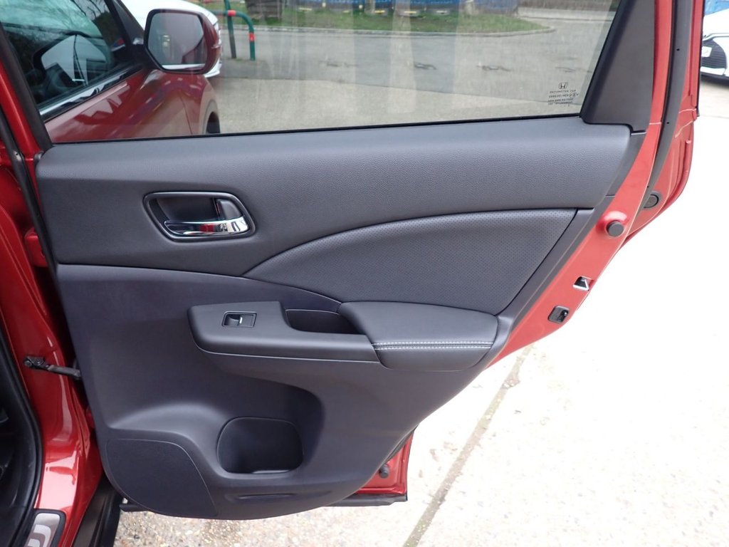 Used Honda CR-V 2018 for sale - 77765365: Photo 29