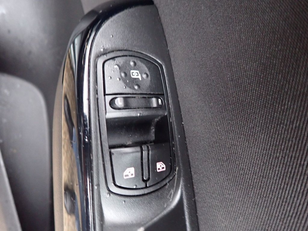 Used Vauxhall Corsa 2017 for sale - 76396241: Photo 16