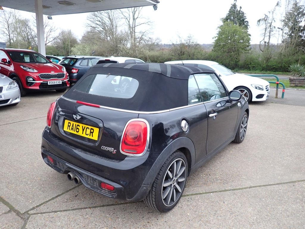 Used MINI Convertible 2016 for sale - 78044868: Photo 2