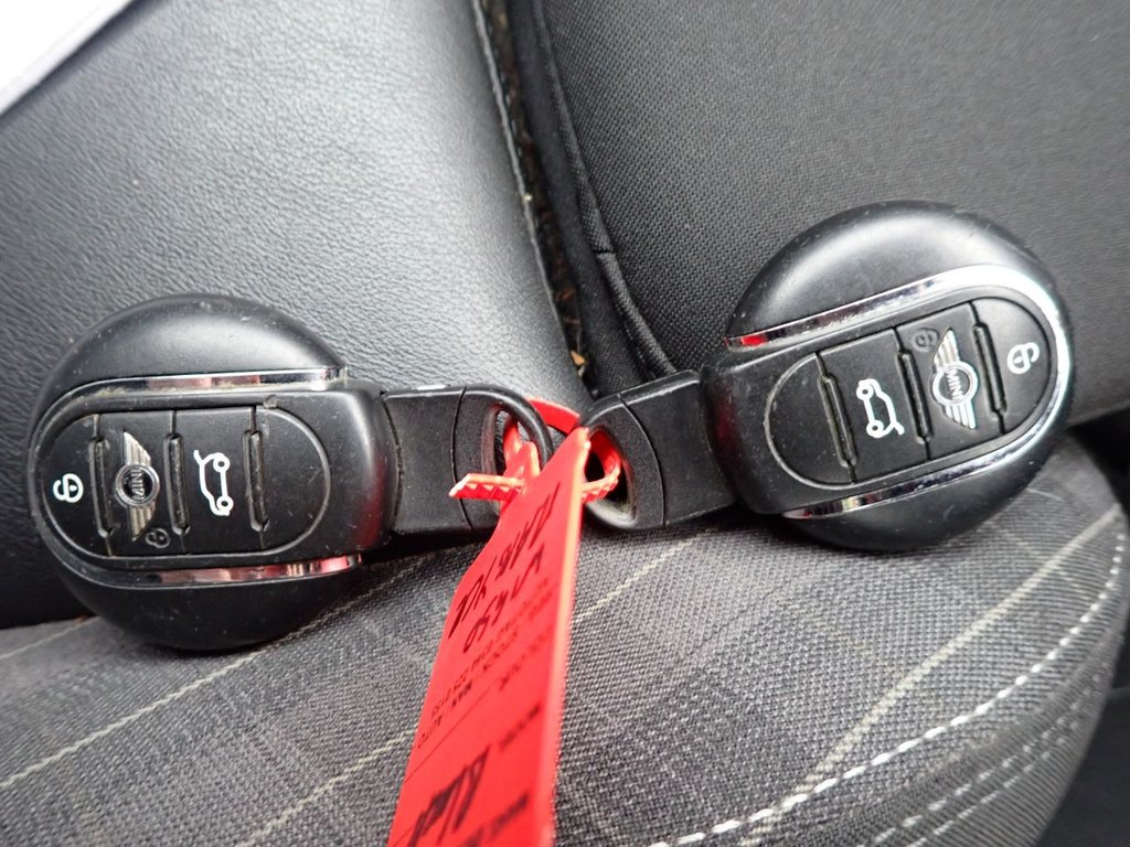 Used MINI Convertible 2016 for sale - 78044868: Photo 6