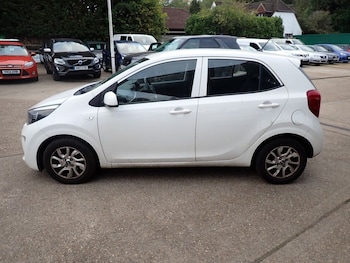 Used Kia Picanto 2019 for sale - 76304156: Photo 2
